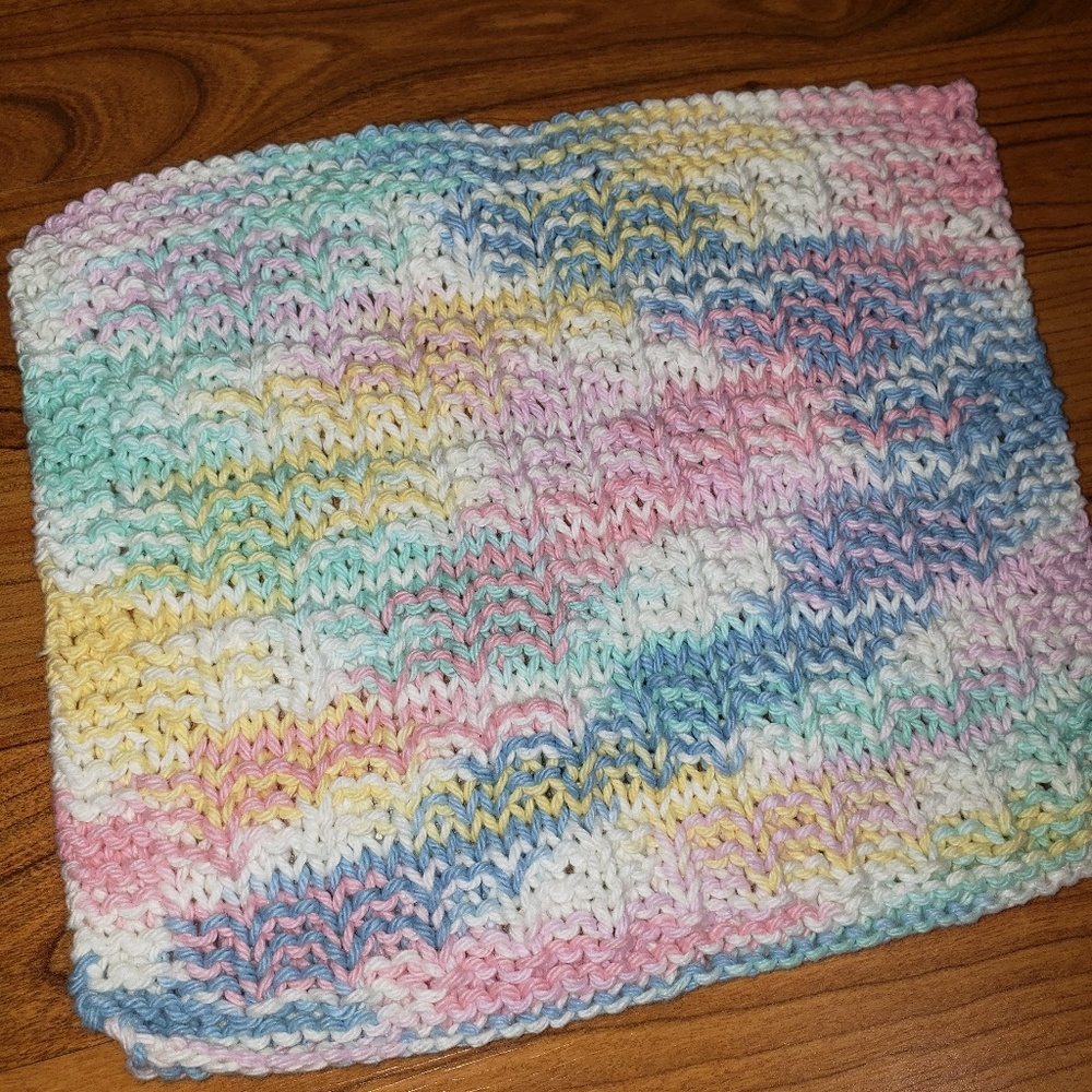 Knitted dishcloth